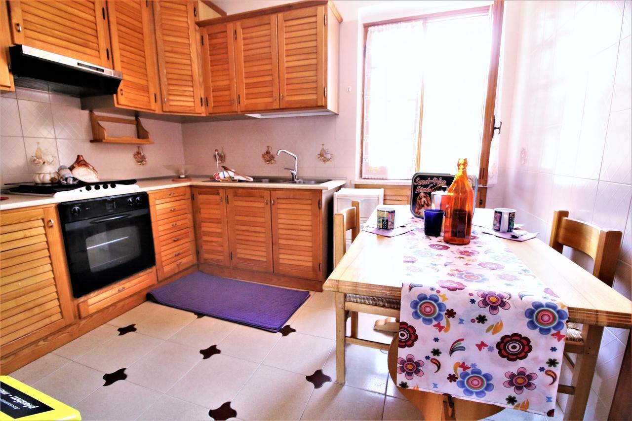 holidaycasa Leone - Con posto auto a 200mt dal Mare Sperlonga Exterior foto